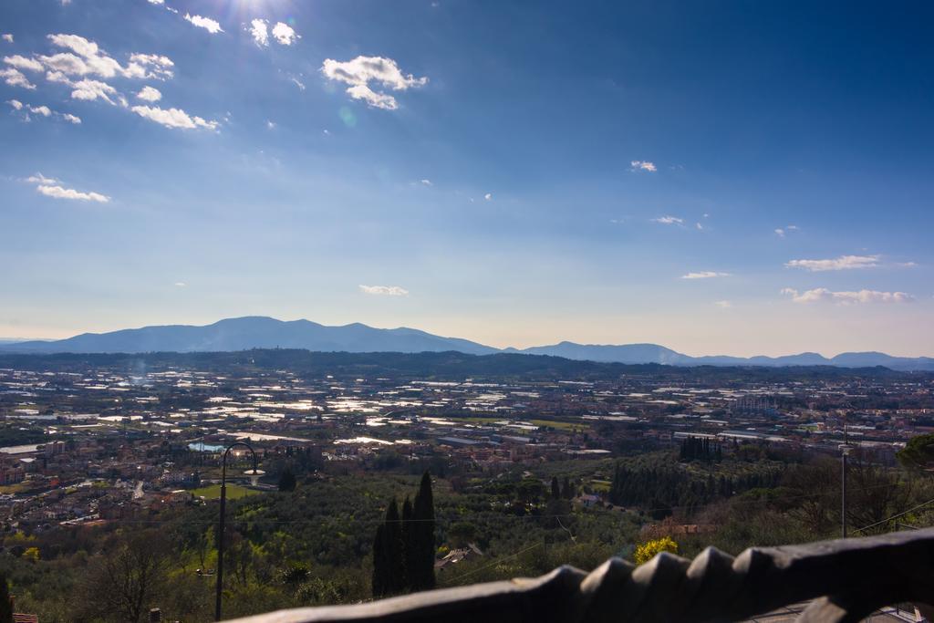 Affittacamere Adri Uzzano Exteriér fotografie